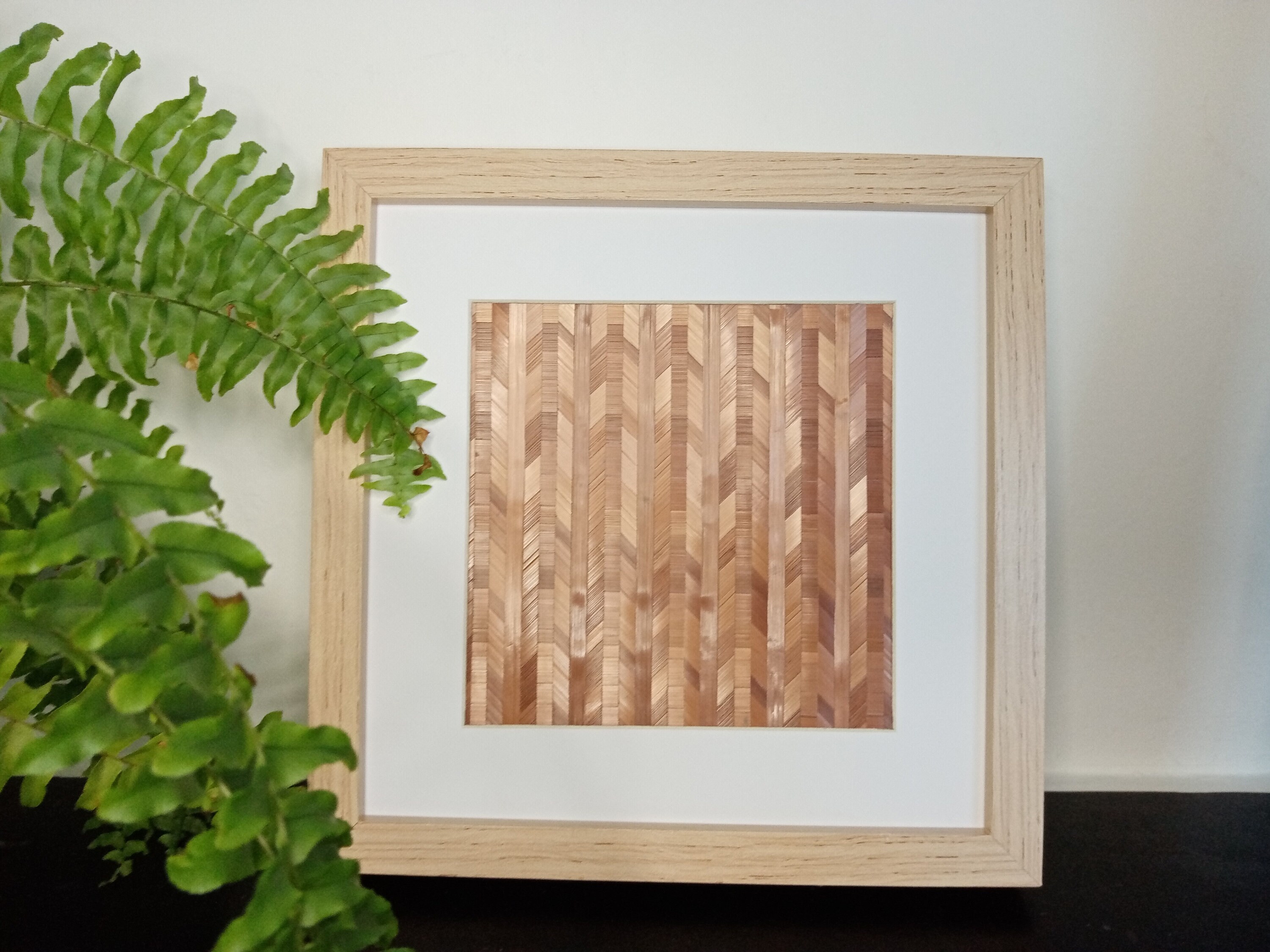 Tableau en Marqueterie de Paille, Motif Chevrons