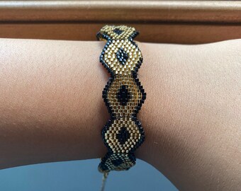 Beaded Black Gold Diamond Pattern Bracelet