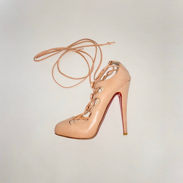 Christian Louboutin Lace Up Heels Beige Ballerina Dancer Taille 36,5 6,5 Pompes Plateformes