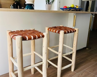 Brown leather and natural wood bar stool 70x40 Agadir model