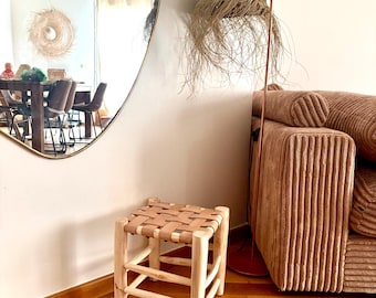 Tabouret en cuir clair et bois naturel 30x30 modèle Agadir
