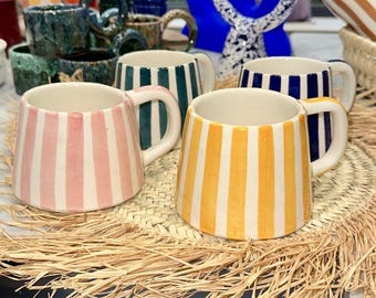 MUG TASSE RAYÉE fait main forme pyramidal