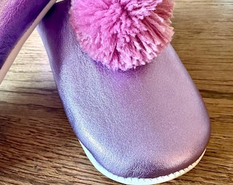 CHAUSSON MAROCAIN FEMME en cuir violet
