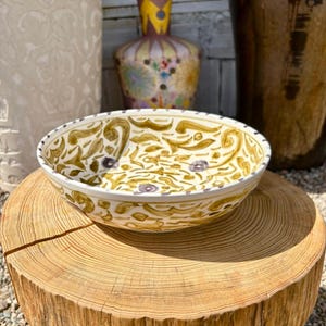 Saladier En Céramique Ancien, Motif Floral Et Scène Champêtre