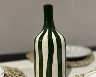 Vase en terre cuite blanc rayé vert modèle Zagora