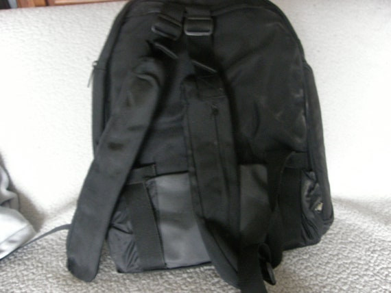 AirPacks Ergonomic Backpack - image 2