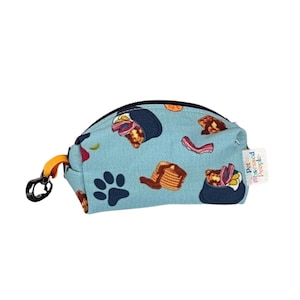 Dog Poop Bag Holder – Portable Waste Bag Dispenser for Dogs, Leash Clip Poop Bag Carrier for Walks & Travel