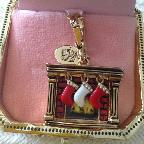 NWT Juicy Couture Fireplace and Stockings Bracelet Charm