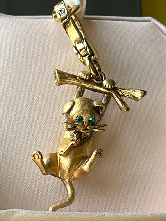 NEW! Juicy Couture CLIMBING CAT Gold Bracelet Char