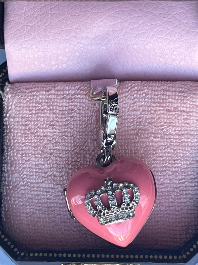Brand New RARE Juicy Couture HEART CROWN Locket Bracelet Charm image 1