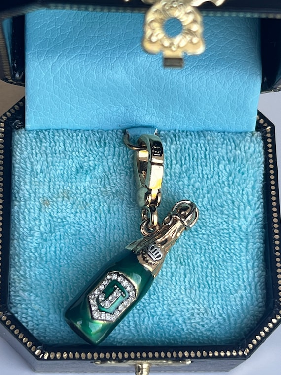 RARE! Juicy Couture GREEN CHAMPAGNE  Bracelet Char