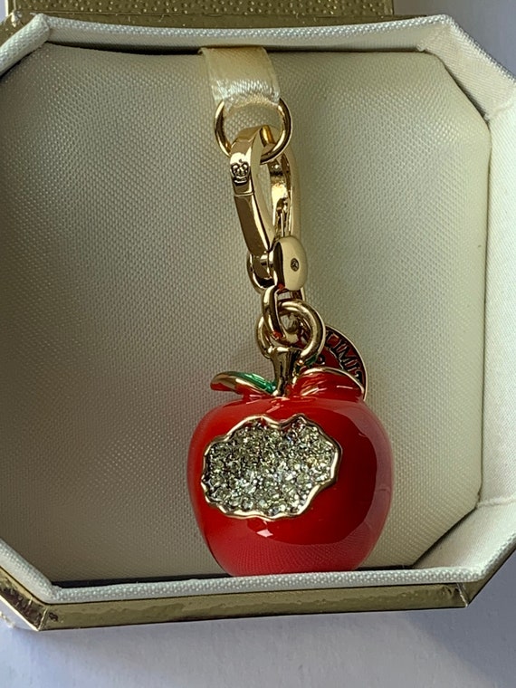 Brand New Juicy Couture Pave Bitten Apple Bracelet