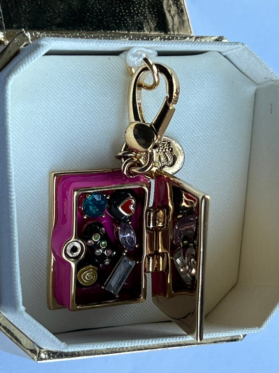 New Juicy Couture BOX OF CANDY Bracelet Charm - Gem