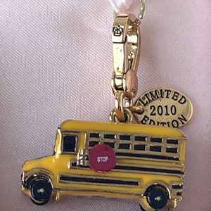 NWT Juicy Couture Abalorio para pulsera de AUTOBÚS ESCOLAR amarillo