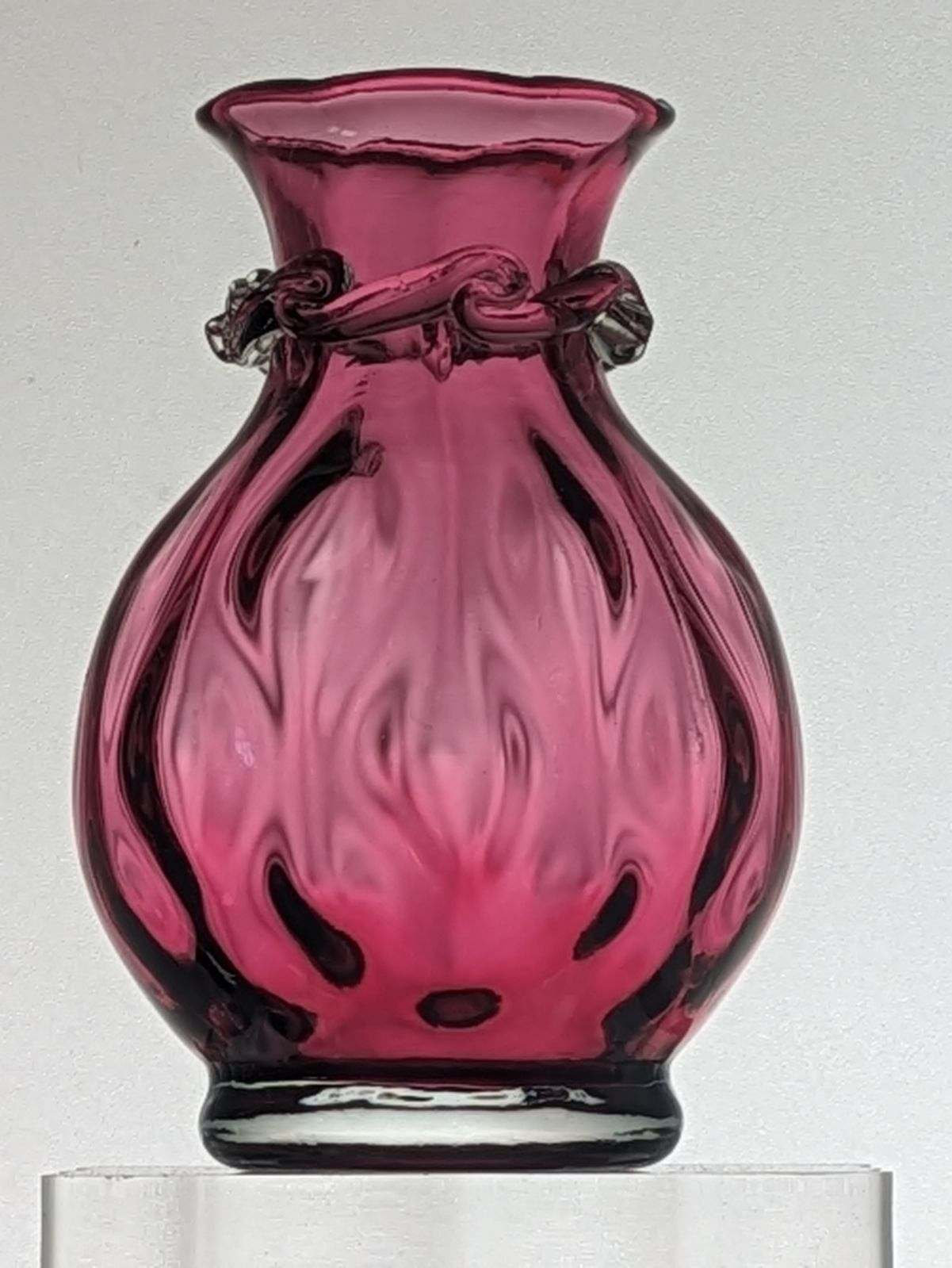 Artisan Hand Blown Vase (RHA) Artisan Hand Blown Vase (RHA)