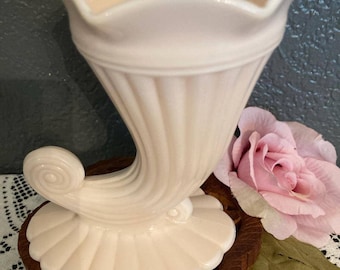1950 Jeanette Glass Co. Pink Milk Glass Cornucopia Shell Bud Vase-Pink Overlay-Shell Pink-MCM Glass