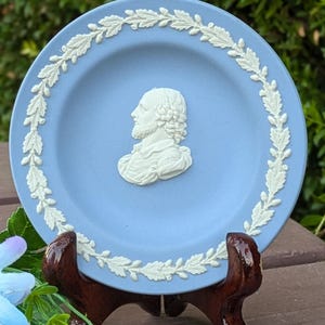 Vintage Wedgwood Pale Blue Jasperware William Shakespeare Cameo Raised Relif Motif Collector Plate