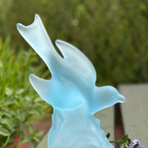 1970S Frosted LE Smith Powder Blue Satin Glass Bird-Dove Figurine