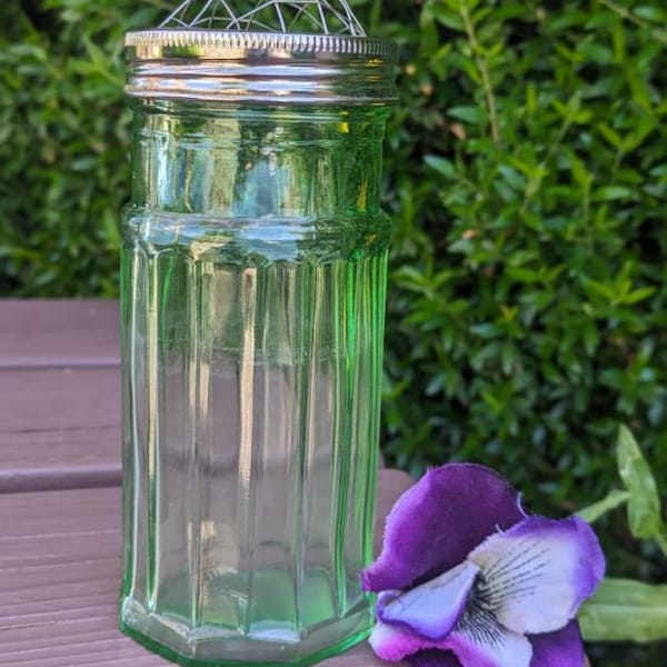 Vintage Green Depression Glass Ribbed Wire Metal Top Flower Frog Jar/Vase Maker Unknown Read Description