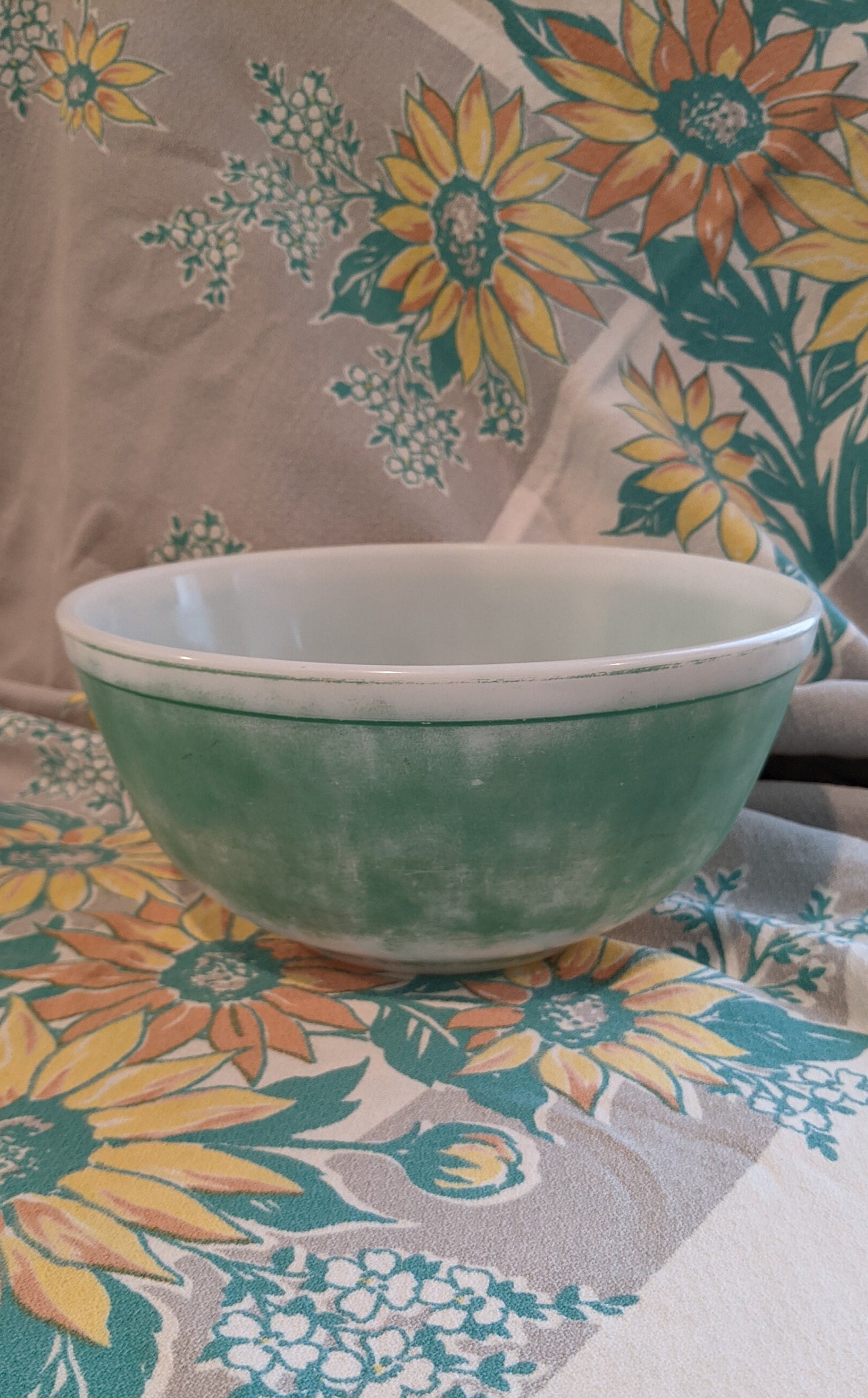 Pyrex Early Pre 1950 Multi Color Set Primary Green Mixing Bowl - Ruby Lane