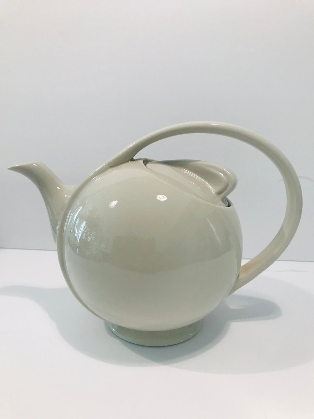 Vintage AIRFLOW Hall Pottery Collectible Teapot 3111 Size 6 Etsy