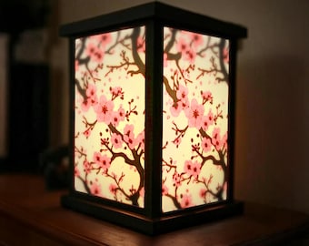 Linterna de flor de cerezo impresa en 3D con paneles intercambiables