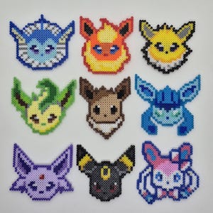 Cute Eeveelution art, evee pixel art, eevee, glaceon, vaporeon, flareon, jolteon, umbreon, espeon, leafeon, sylveon