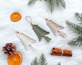 PATTERN: Crochet Christmas tree ornaments &quot;Freja&quot; 2 sizes, home decoration holiday gift, christmas crochet pattern in English and Swedish