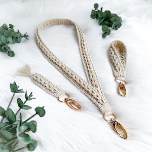 PATRÓN: Llavero de crochet "Sigrid" 3 en 1, cordón, pulsera, borla, nyckelband virkade, patrón de crochet en inglés (términos estadounidenses) y sueco