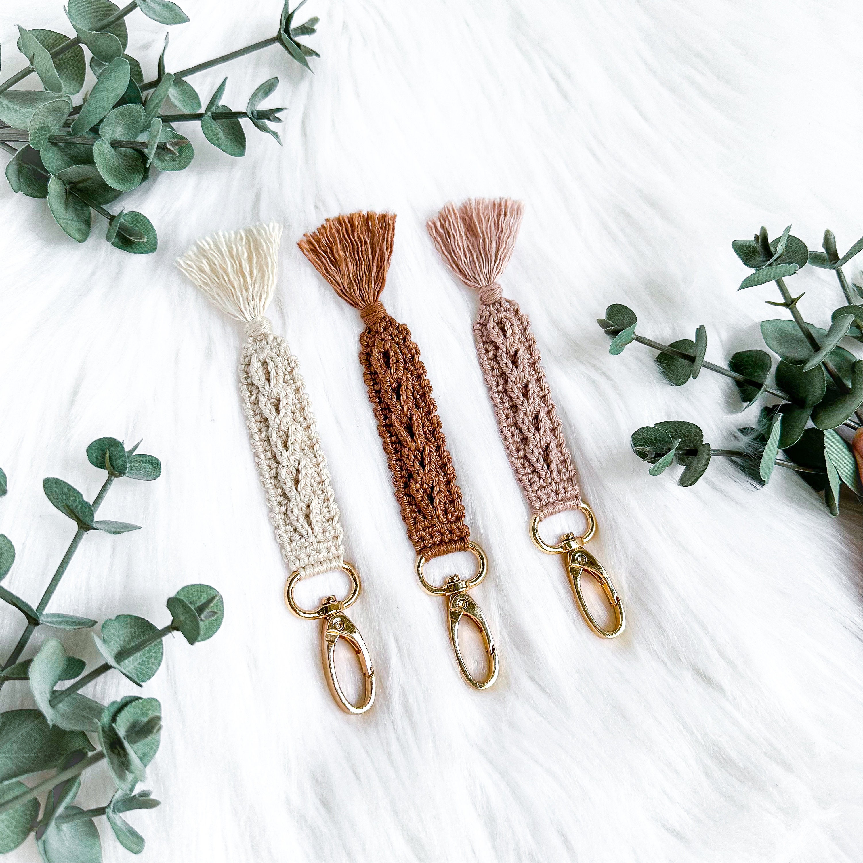 ちびすけ様✳️ネイティブ調デザイン　5連cord bracelet ヤモリ ちびすけ様✳️ネイティブ調デザイン 5連cord bracelet ヤモリ