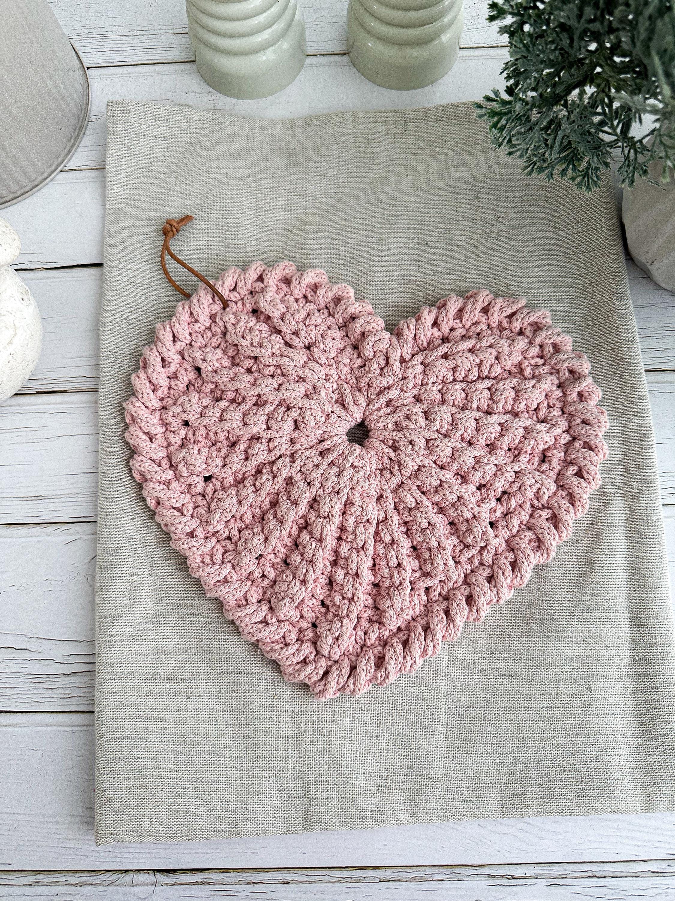 CROCHET PATTERN: Crochet Heart Trivet Potholder 