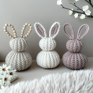 Wzór na szydełkowego króliczka „Frejdis” | Amigurumi, skandynawski wystrój pokoju dziecięcego | 3 wzory uszu | Prezent na baby shower | PDF w języku angielskim i szwedzkim