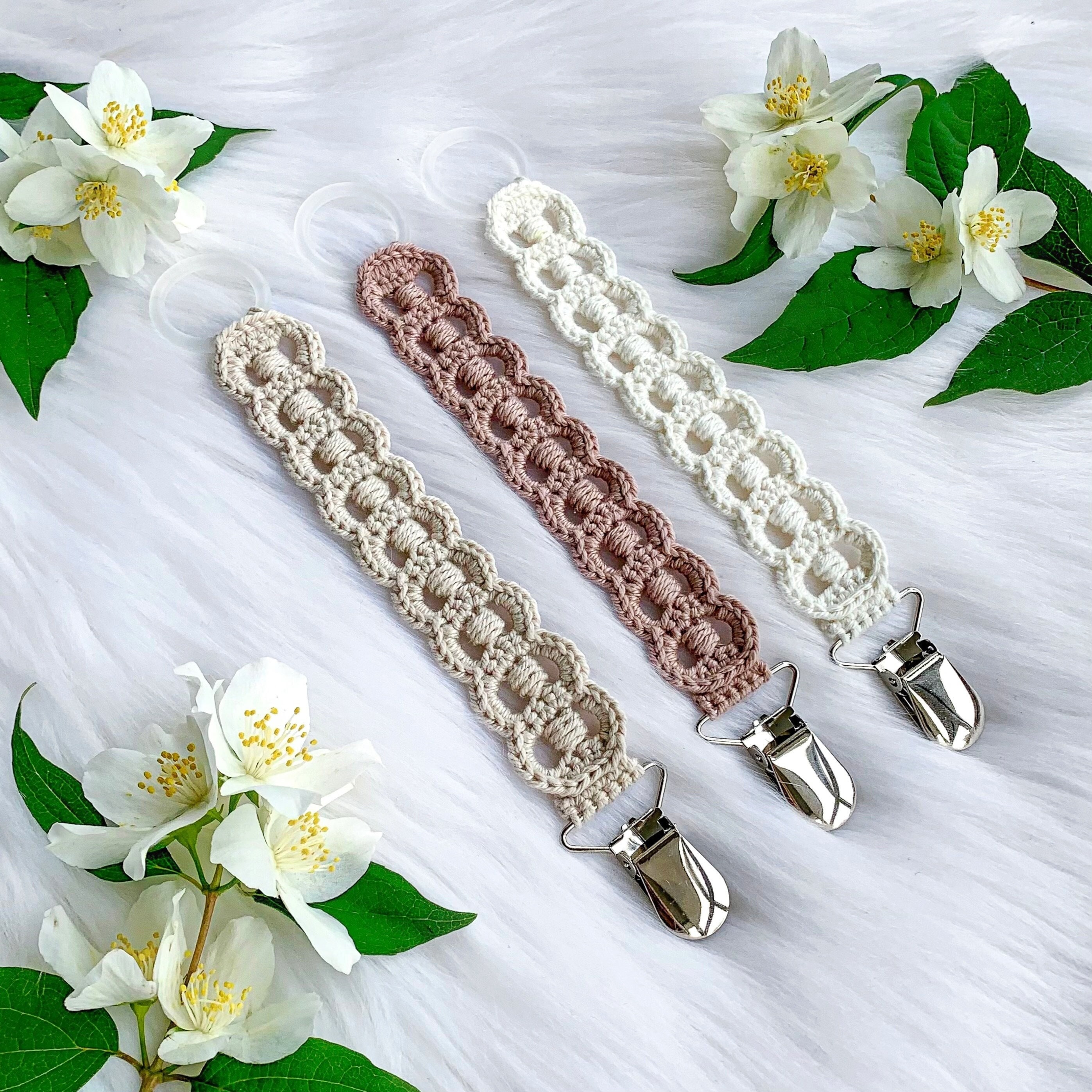 Sujetador de chupete a crochet paso a paso sale