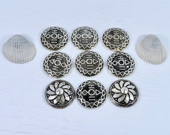 Vintage Metal Cabochons and Dangle Extenders / Jewelry Making Supplies / Earring Supplies / Jewelry Findings / Jewelry Components