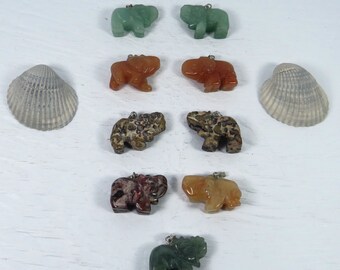 Vintage Semiprecious Stone Elephant Charms for Jewelry Making / Jewelry Supplies / Gemstone Elephant Pendants / Bracelet Charms