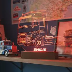 Personalized RENAULT MAGNUM Truck LED Lamp | Truck Night Light | Beech Base | Truck Driver Gift | Unique Truck Decor