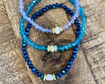 Pearl and crystals bracelet