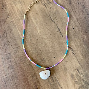 Surfs up Beaded seashell choker