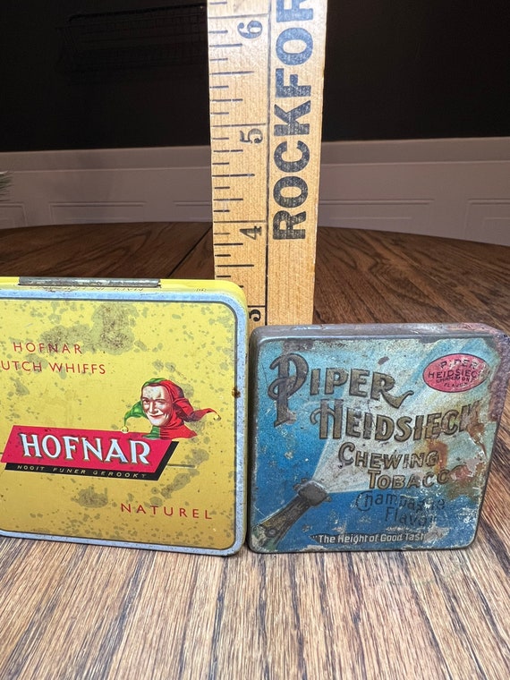 Buy Hofnar Dutch Whiffs & Piper Heidsieck Chewing Tobacco Tins Online in  India