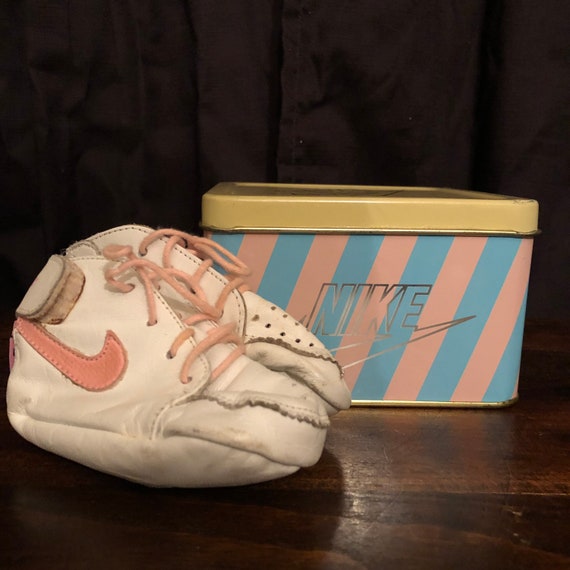 vintage nike baby shoes