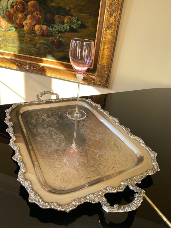 【Marlboro】 レリーフのアントルメサーバー 【シルバープレート】 Marlboro Plate by Morton Parker Tray- Made in Canada - Etsy