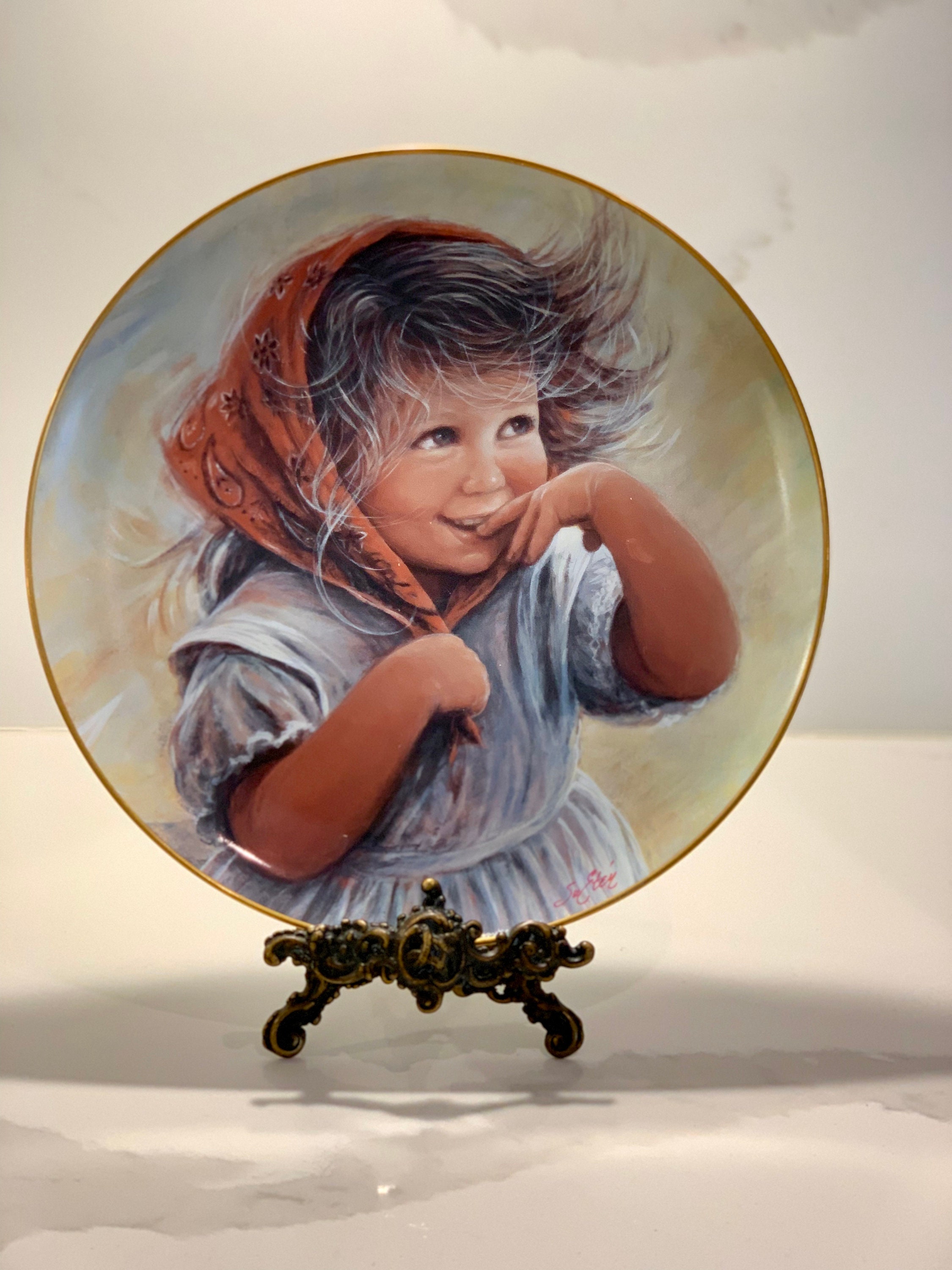 * antique plate ୨୧ * タペストリー アンティークプレート Vintage- 'wendy
