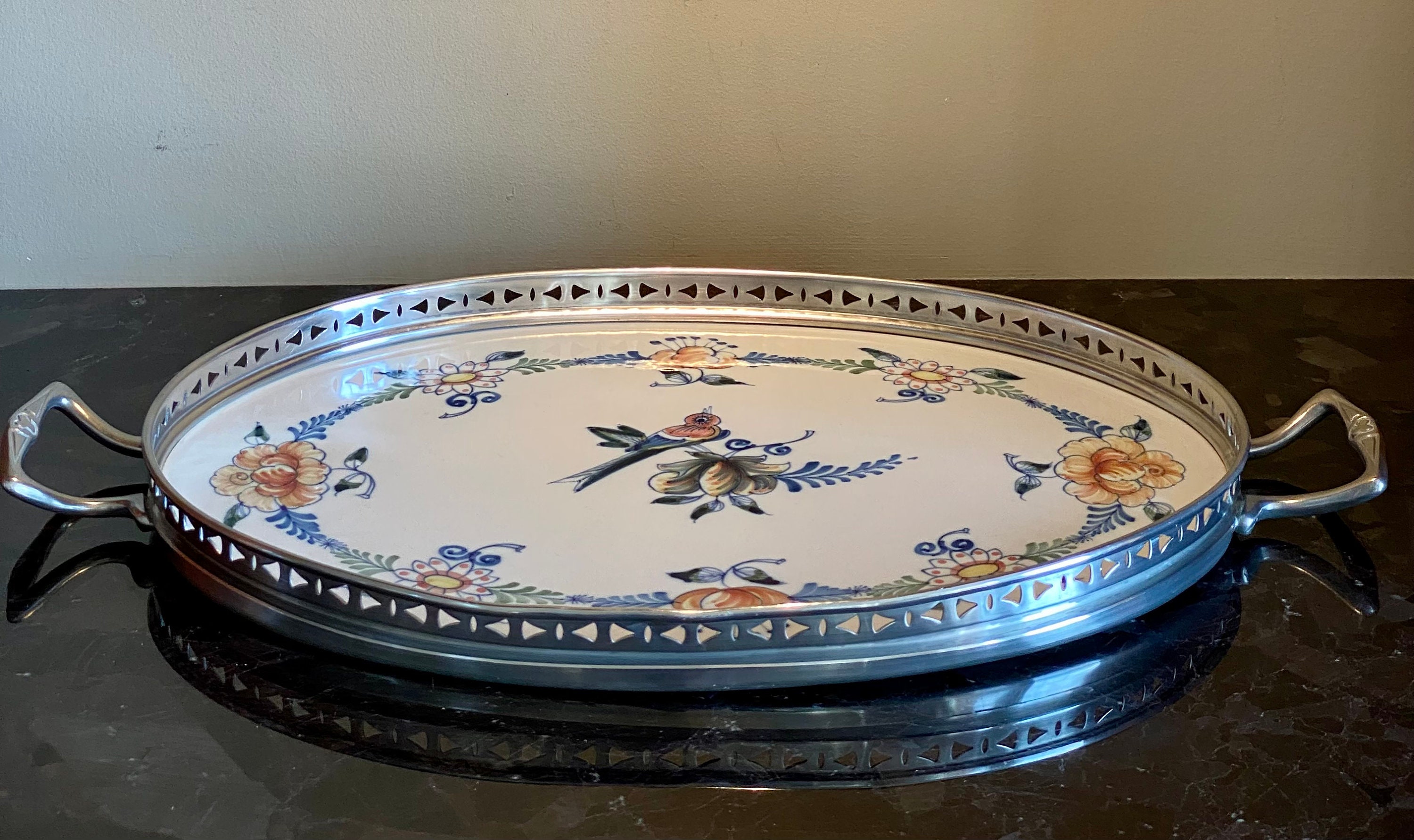 Best HD Pictures about  Vintage Metal Serving Trays  with No AI Images