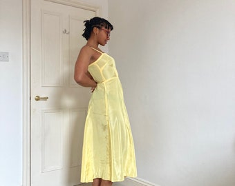1950's Sunny Yellow Dress with Sweetheart Bodice