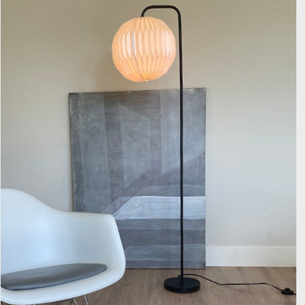 Industrial Floor lamp with round pleated shade, japandi style, stand lamp, minimalist, living room, bedroom lamp, decorative side light