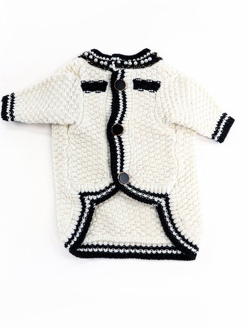 chanel sweater for dogs