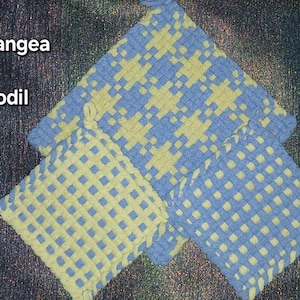 Hand woven 3 piece pot holder sets. Trivets, placemats.