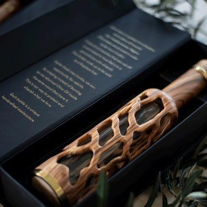 Olive Wood & Glass Olive Oil Cruet 250 ml – Handmade Greek Luxury Bottle, Sustainable Decor, Housewarming | Wedding | Anniversary Gift