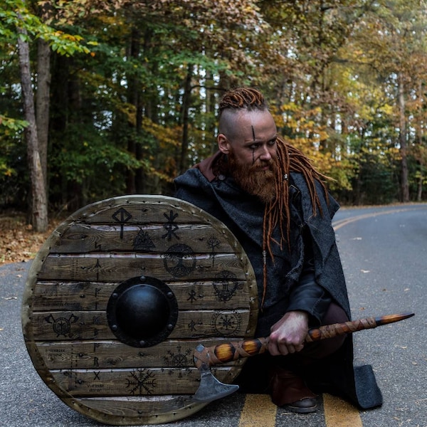 Viking Shield, 28 inch Round Shield, Reenactment Shield, Wood Plank Shield, Handmade, Steel Umbo, Authentic Replica battle ready and tested