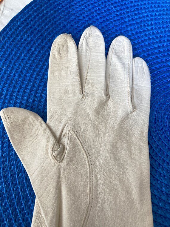 Evening cream leather gloves - image 5